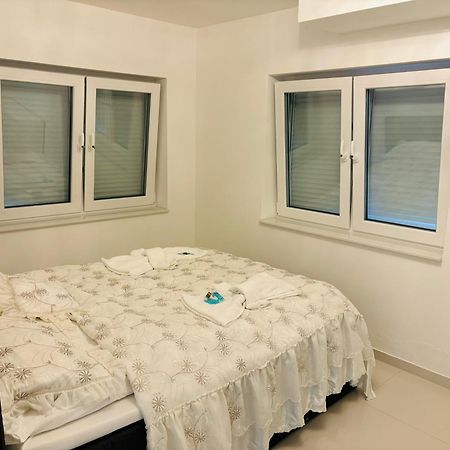 Modern Living In Hamburg-Wandsbek Self Check-In 2X Schlafzimmer 1X Schlafsofa Zewnętrze zdjęcie